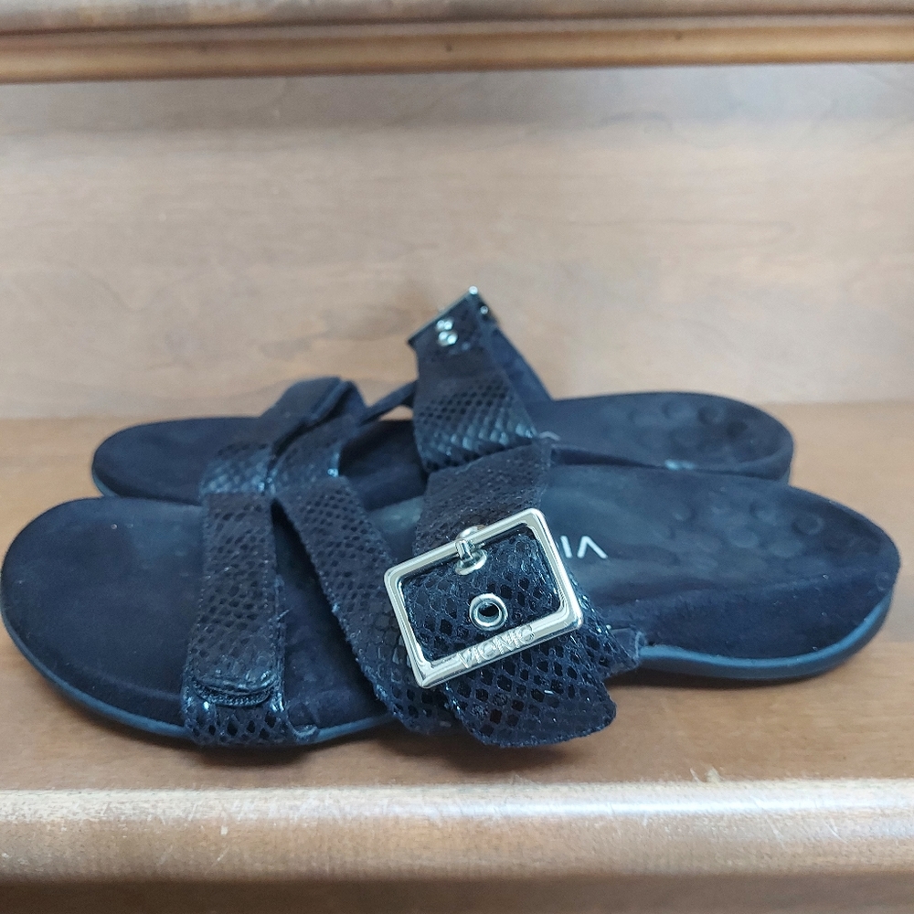 Vionic Skylar - Women's Adjustable Slide Orthotic Sandal Size 6